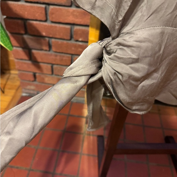 Silk YAYA blouse size 36 i,olive colour in great condition - Picture 5 of 8